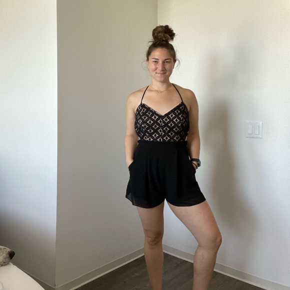 Romper - Picture 4 of 7
